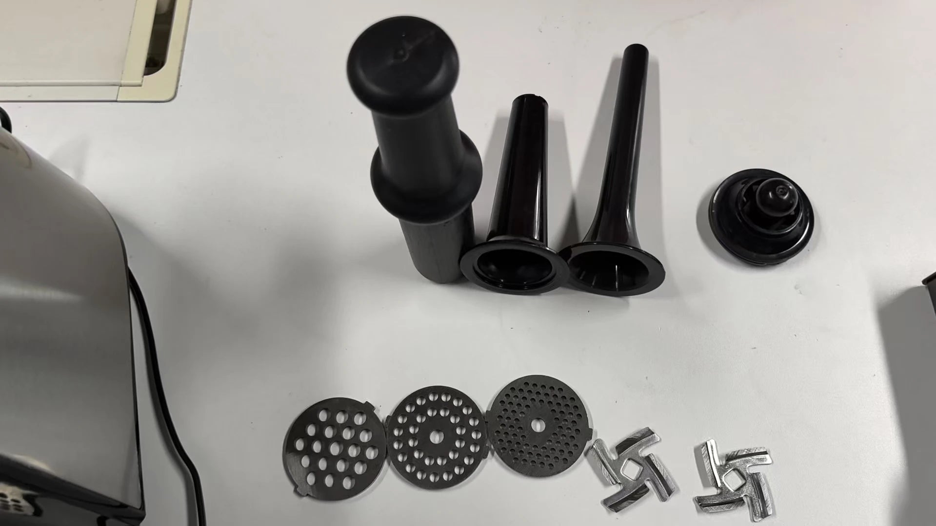 Stainless Electric Meat Grinder 1000W Multifunctional Home Sausage Stuffer Meat Mincer Food Processor Electric Vegetable Cutter